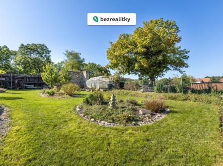 1772294170-wjvjcpifxo-36d1df4e-6199-4d46-a388-6a4e94c2e1c1 | Prodej - dům/vila, 220 m²