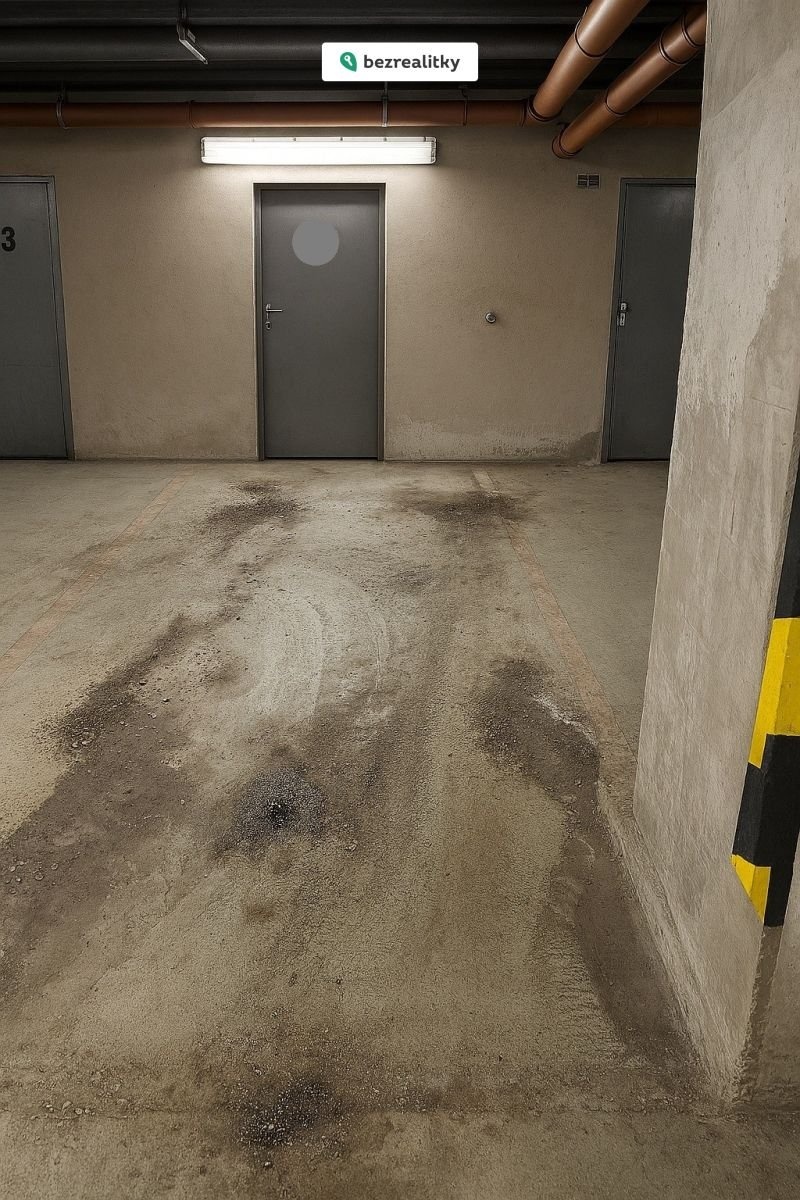 1772405699-tumhhfuvmc-designer-283-29