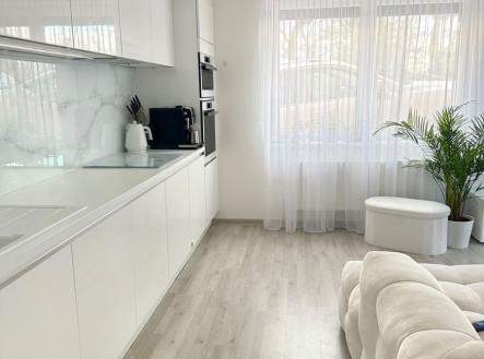 1772622814-ksserpqgup-48af792b-f066-40e8-940d-780e36d1ecd7 | Prodej bytu, 3+kk, 81 m²