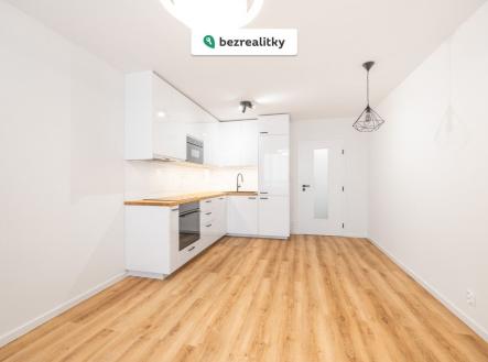 1772740388-eqggguuhei-obyvak-s-kk-283-29 | Prodej bytu, 4+kk, 74 m²