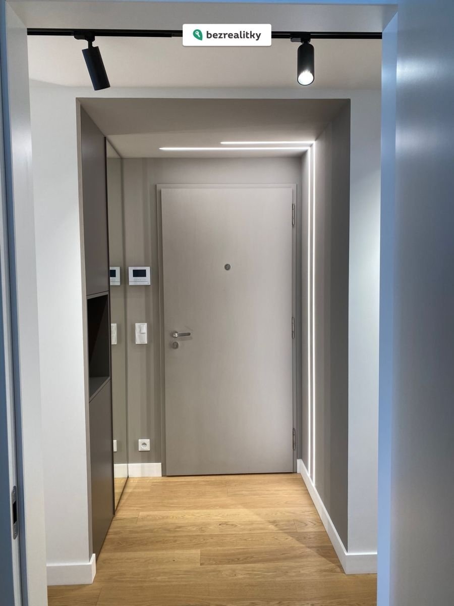 1772792789-nwrncniozx-42f04956-b2a2-4cf7-b352-abfe1307688e