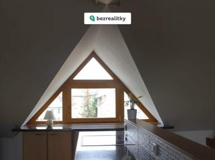 1772821126-mxzkuoeqvs-kuchyn-okno | Prodej bytu, 3+kk, 129 m²