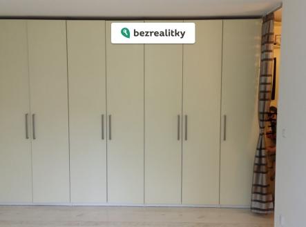 1772900756-mfbcjyzwdb-ob-c3-bdv-c3-a1k-1 | Prodej bytu, 1+kk, 40 m²