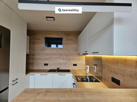 1772908372-axyscnxouo-4f96d853-c7a1-4dfb-9c5d-4961313872b2 | Prodej bytu, 3+1, 68 m²