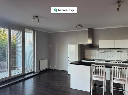 1772980220-kgbzxizcik-whatsapp-image-2025-08-31-at-21-27-42-283-29 | Prodej bytu, 2+kk, 50 m²