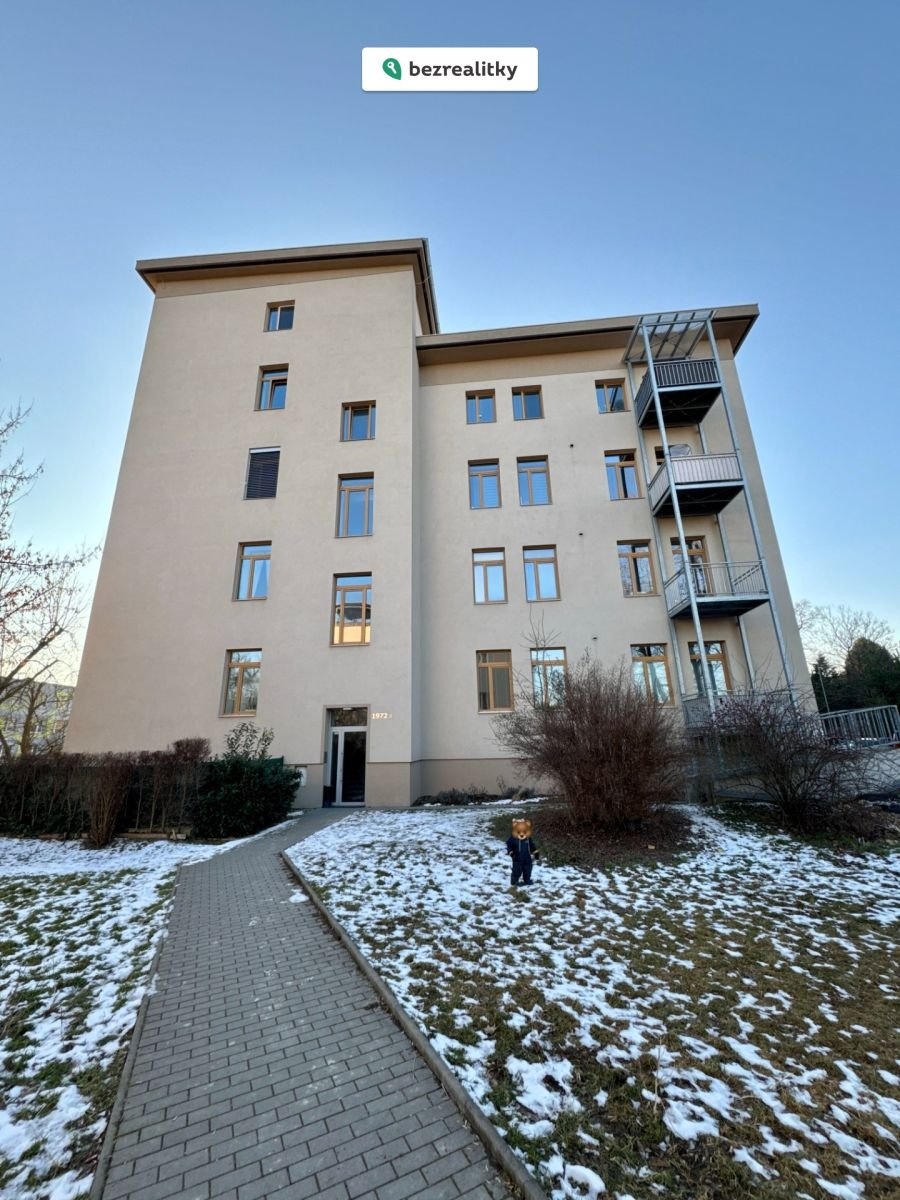 1772394045-jnaonbdwgm-img-9032