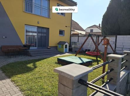 1773084935-fidnxdvurv-whatsapp-image-2026-03-08-at-15-57-40-281-29 | Prodej - dům/vila, 191 m²
