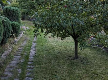 1773098962-rbsbrddgau-04-cesta | Prodej - pozemek, zahrada, 655 m²