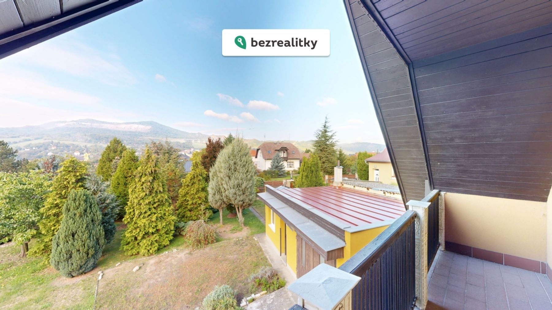 1773143945-ueitxbhfbj-balkon-pohled