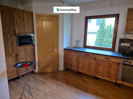 1773338274-baqholmmfk-20250425-083639-28002-29 | Prodej - dům/vila, 180 m²