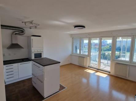 1773391670-gbfbfecbnu-20230910-122146 | Prodej bytu, 3+kk, 75 m²