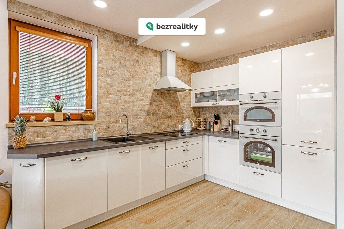 1773476955-sltoiwekta-untitled-16