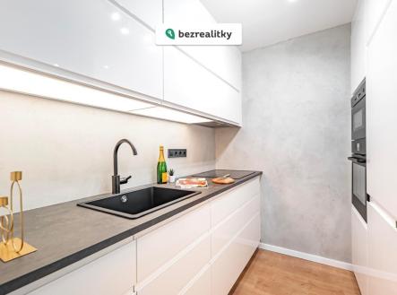 1773787249-yjkdlvouro-dd167e36-ee2a-456e-8602-63b97742dfa0-281-29-281-29 | Prodej bytu, 2+kk, 44 m²