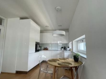 1773830072-bbawtqmuwf-image0 | Prodej bytu, 2+kk, 53 m²