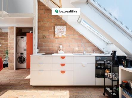 1774023866-cwzreyjffo-horni-3-kuchyne | Prodej - dům/vila, 142 m²