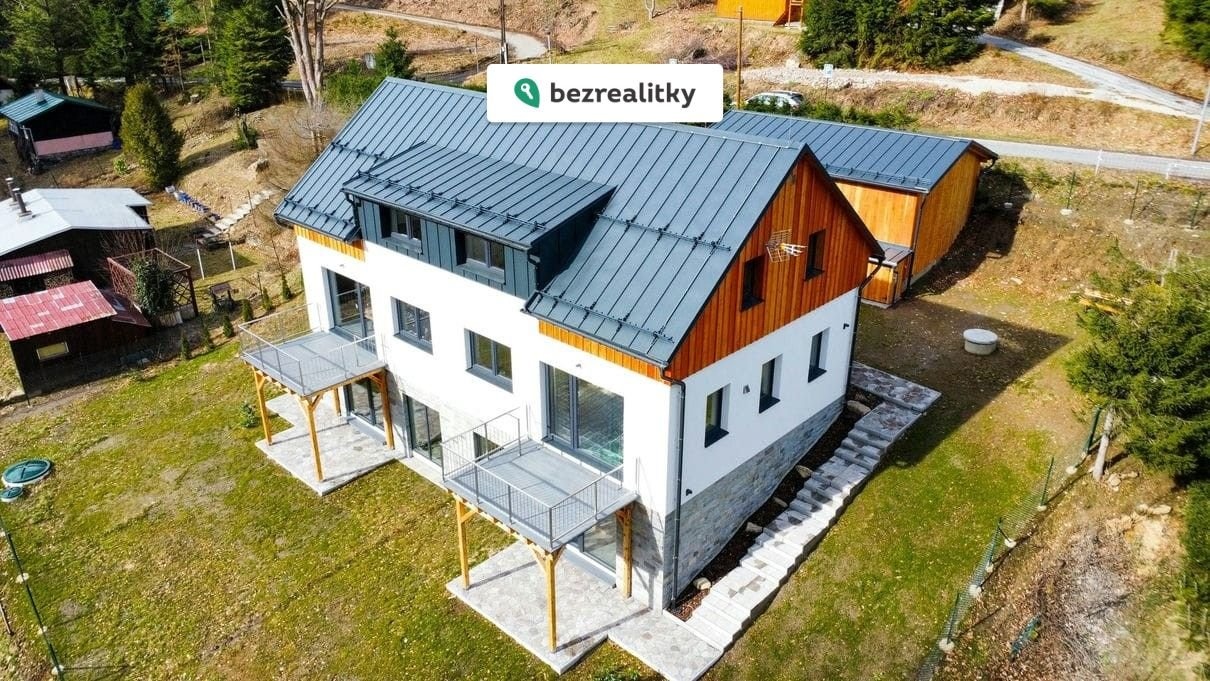 1773859174-ncxtajstfc-pohled-zahrada