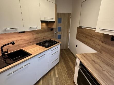 1774184951-pjwemokvwb-kuchyn-c4-9b-2 | Prodej bytu, 2+1, 55 m²