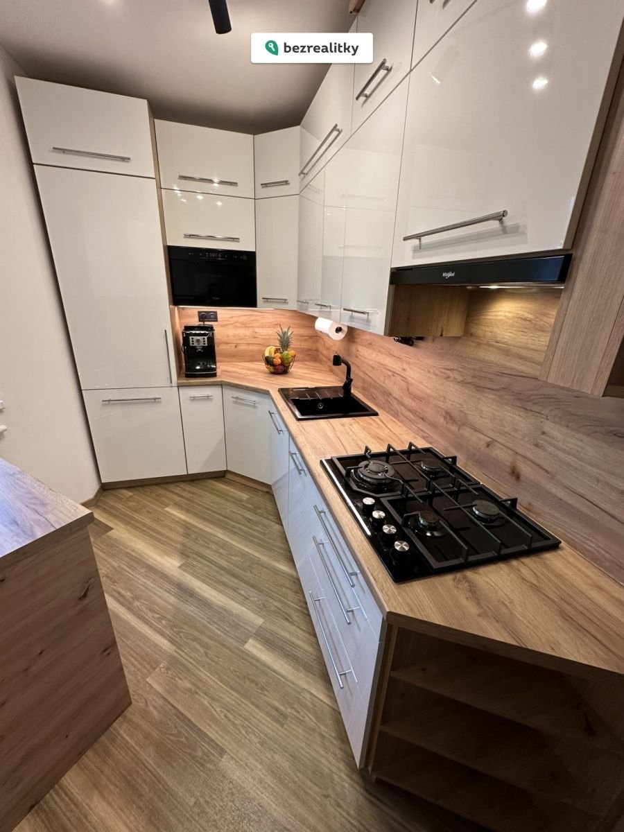 1774184951-kjktiijskg-kuchyn-c4-9b-1