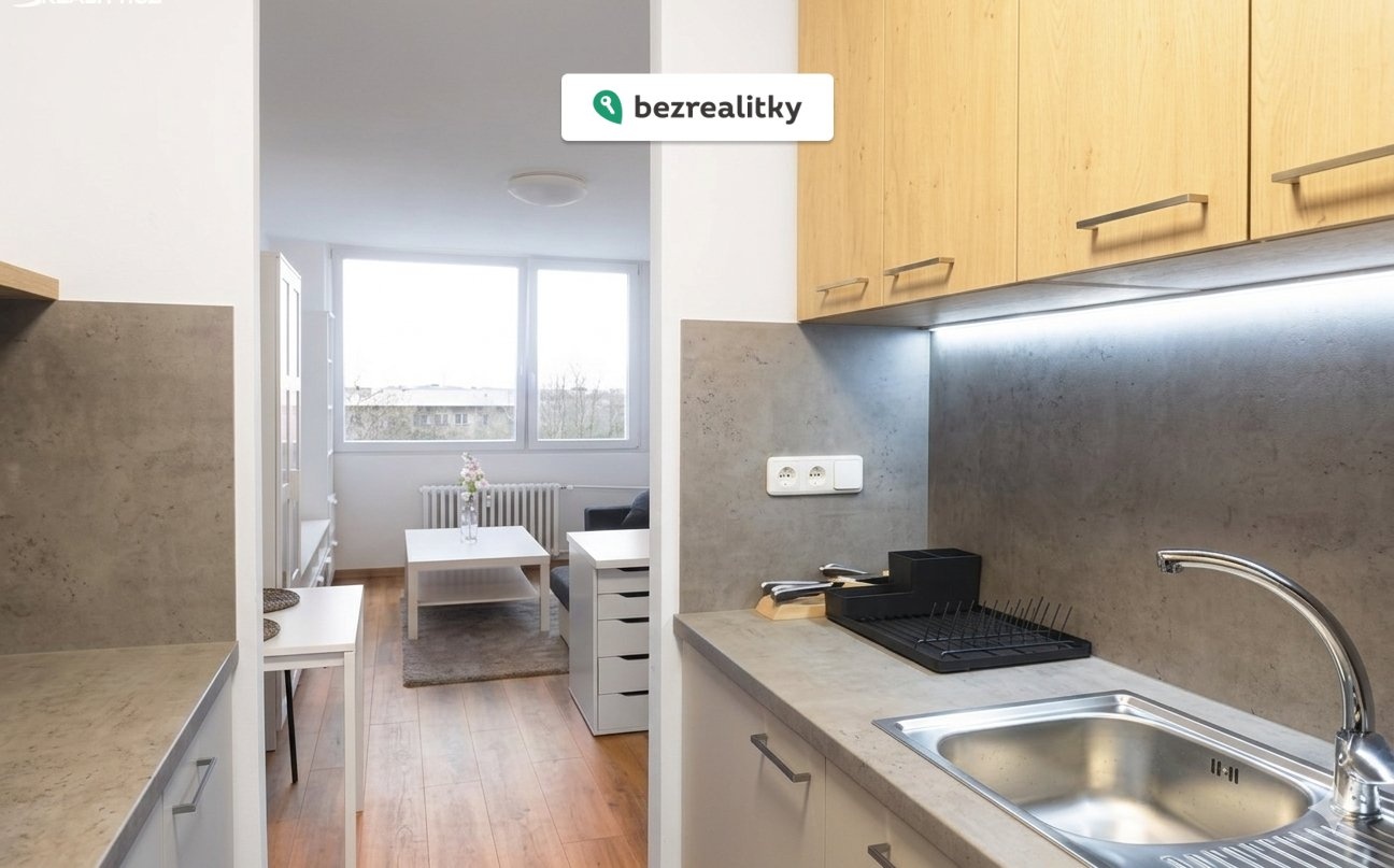 1774268416-xedzehdqff-kuchyn-c4-9b