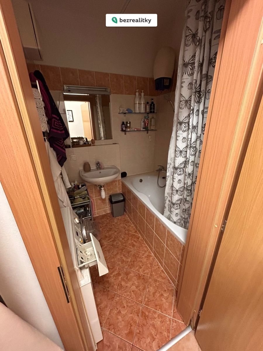 1774285844-xqypgiqsxg-whatsapp-image-2026-03-23-at-17-01-47-282-29