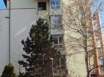 1774430463-sispubwptd-pohled-zvenku-na-pracovnu-a-observato-c5-99 | Prodej bytu, 5+1, 117 m²