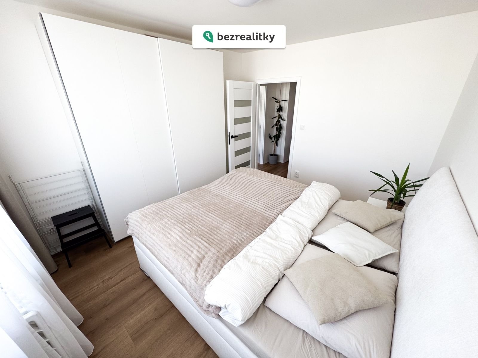 1774441779-gtlfxfivmi-img-7227