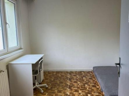 1768733718-vmkvmrhiqk-lou2pokoj | Prodej bytu, 3+1, 73 m²