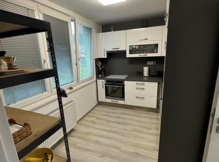 1774519422-kcuoadouyb-img-4102 | Prodej bytu, 3+1, 63 m²