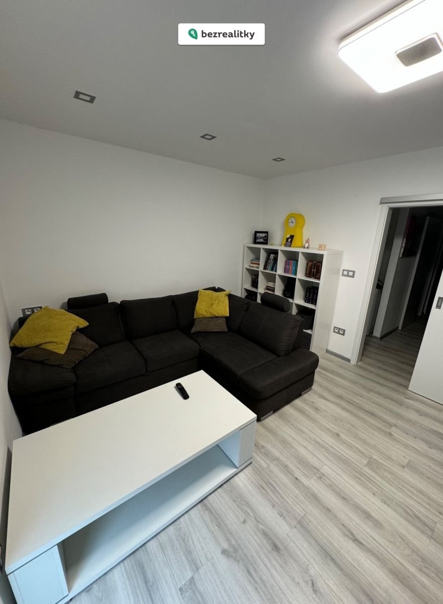 1774519421-yhmifynxsu-img-4108