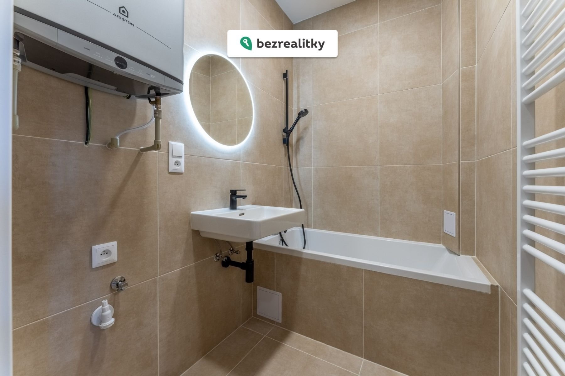 1776358747-worcsauqsg-dsc2462-hdr