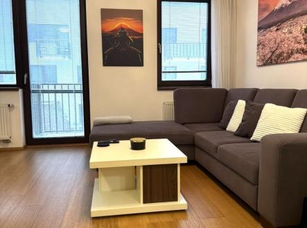 1775120760-unrenhogln-3 | Prodej bytu, 2+kk, 69 m²