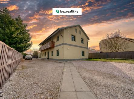 1775498016-dyyenuxsck-001 | Prodej - dům/vila, 232 m²