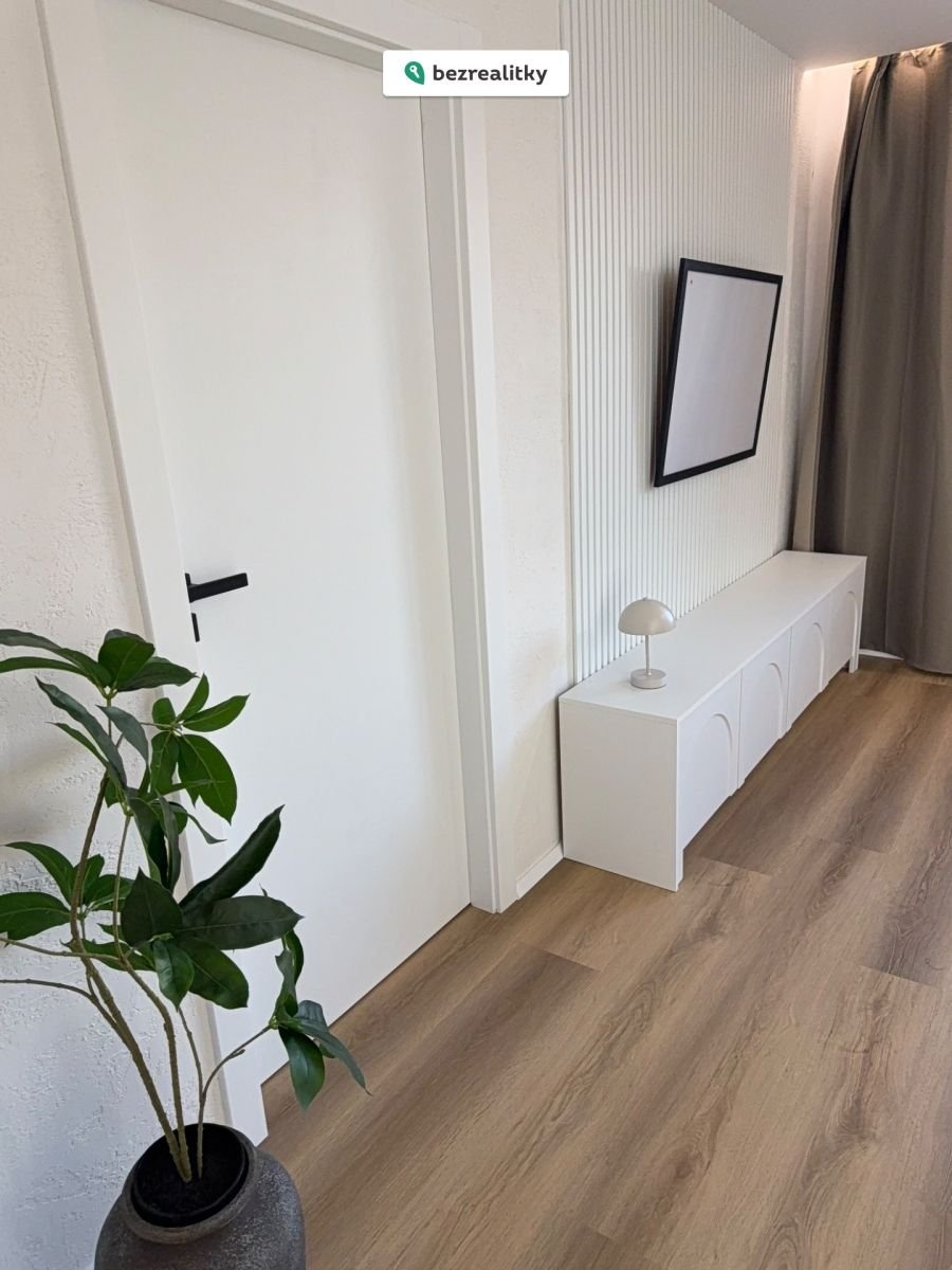 1775641378-bgirlppbhk-img-5587