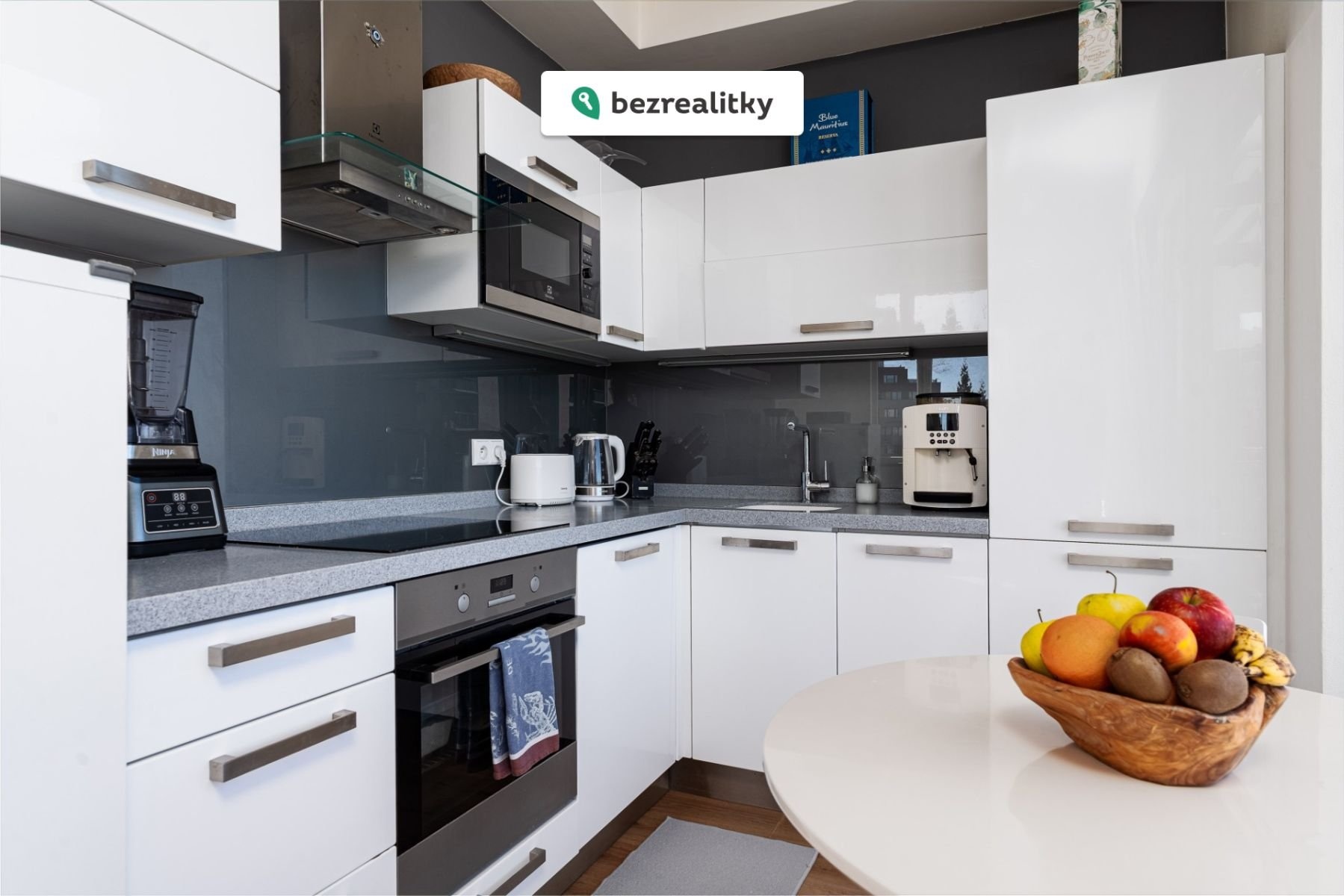 1775732266-efrwtsbfzg-74a06107-edit