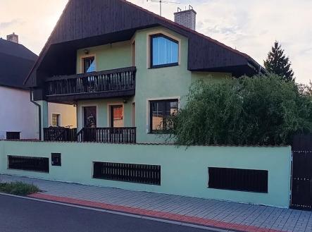 1775656708-fnswonepfg-255b | Prodej - dům/vila, 396 m²