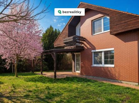 1775814142-mkgzjevpct-1775743442-3564bc79-8bbe-4148-88db-e42212eab324-2 | Prodej - dům/vila, 240 m²