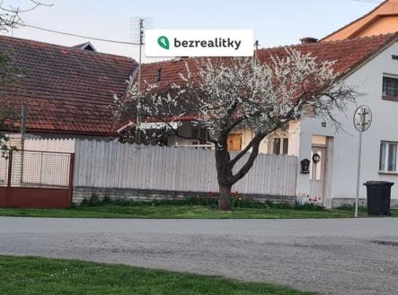 1777205001-rzwglixwck-2-d-c5-afm | Prodej - dům/vila, 96 m²