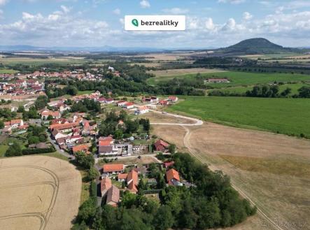 1775987509-xcwouivgzm-image | Prodej - pozemek pro bydlení, 1 123 m²