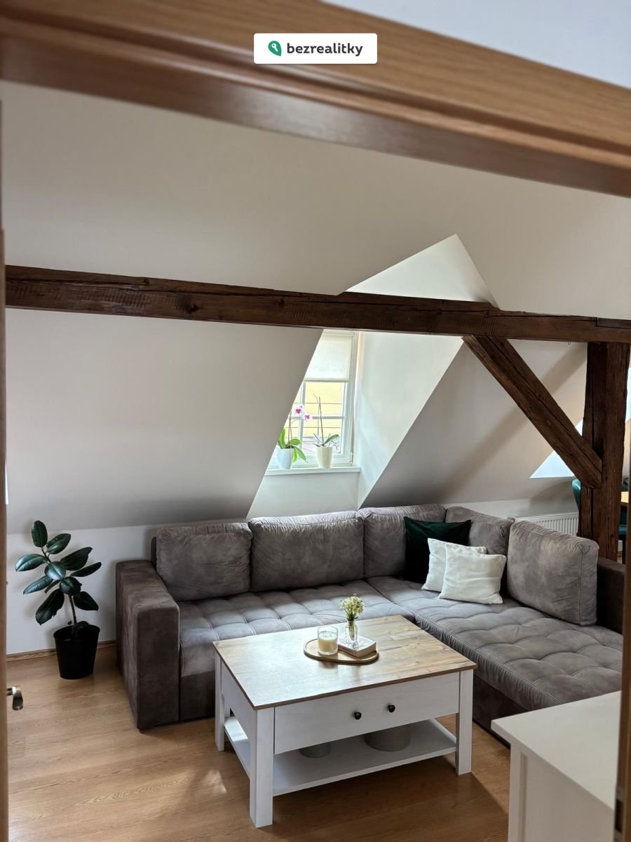 1776186527-zlcpqmxwqm-516ec90d-10e9-4cba-828c-b69860a29987