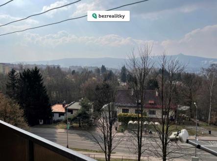 1776194154-ohduitrdtr-vyhled-z-balkonu-jested | Prodej bytu, 2+1, 64 m²