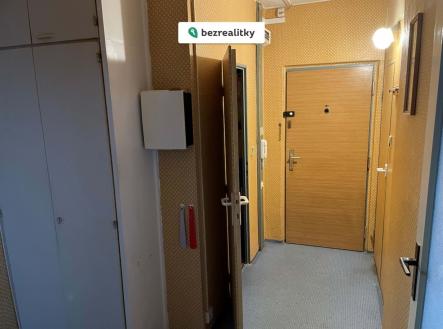 1776194153-fiidqrgyqm-chodba | Prodej bytu, 2+1, 64 m²