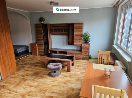 1776285572-bwwbbeuwwm-20231118-135505 | Prodej bytu, 1+kk, 40 m²