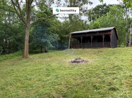 1762114942-wmjbnlnhox-df2e8ef3-2e4f-4ce4-acf0-66eaf81a19b0 | Prodej - chata/rekreační objekt, 37 m²