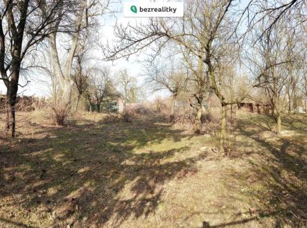 1776609218-vzbphdphxk-na-prodej-rd-2bzahrada-28p-c5-99-c3-adsp-c4-9bvek-na-facebooku-29-281-29 | Prodej - pozemek pro bydlení, 780 m²