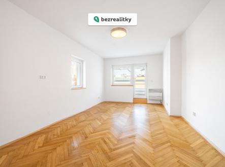 1776675025-jnlknrkswy-8y7a9358-hdr | Prodej bytu, 1+kk, 27 m²