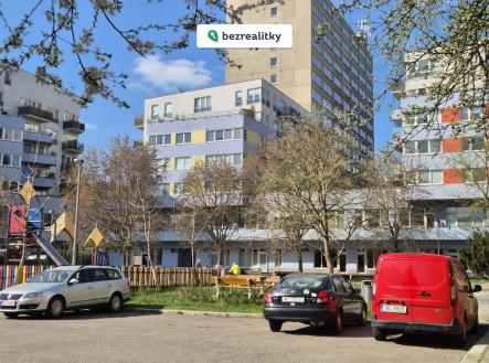 1776704066-roteqhehyr-1000060451 | Prodej - malý objekt/garáž