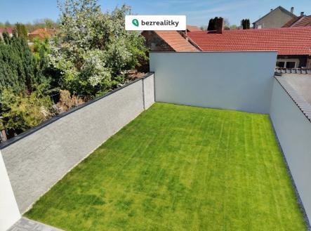 1777009359-ceczdfqjqd-horn-c3-ad-pohled-zahrada | Prodej - dům/vila, 141 m²