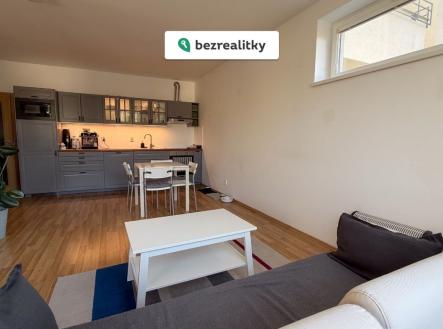 1777228370-vomnawdkbl-kuchyn-2 | Prodej bytu, 1+kk, 44 m²