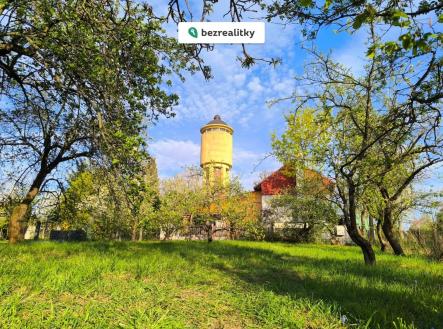 1777301622-fvzcsznafa-2-pohled-na-pozemek-os-c3-a1zen-c3-bd-jablon-c4-9bmi | Prodej - pozemek pro bydlení, 349 m²