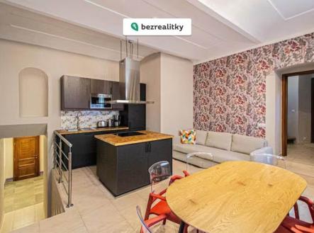 1777555523-pqkuzcnogp-photo-2026-04-29-21-03-21-282-29 | Prodej bytu, 6+kk, 224 m²